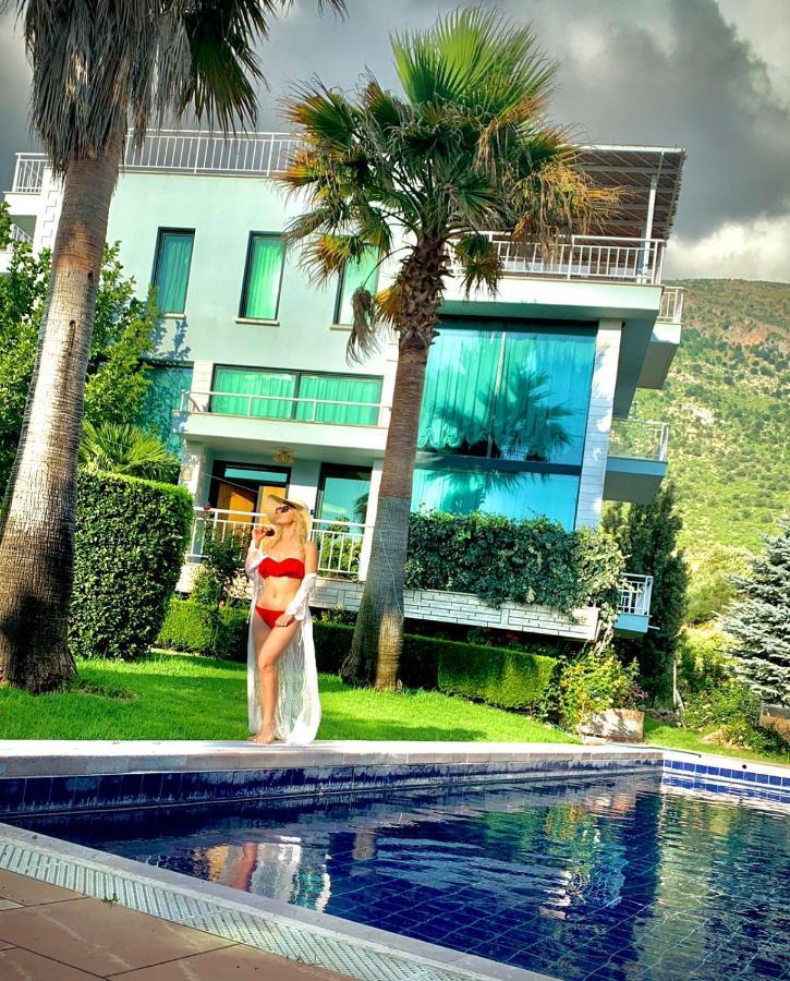 Family Beach Swimming Pool Villa Luanit Trajas Buitenkant foto