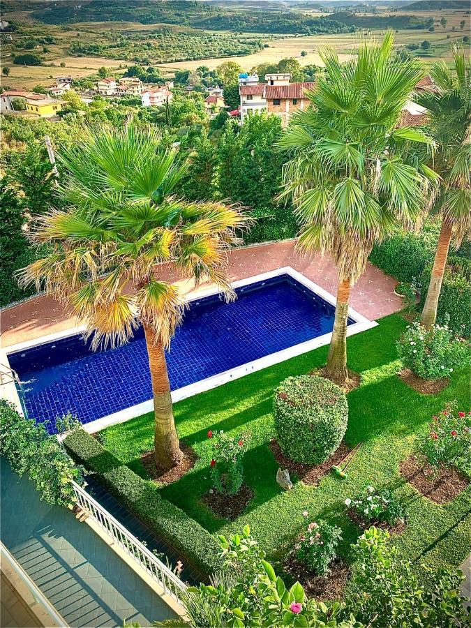 Family Beach Swimming Pool Villa Luanit Trajas Buitenkant foto
